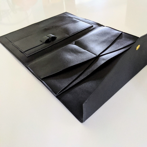 New Vegan Leather Portfolio Clutch - Picture 8 of 9